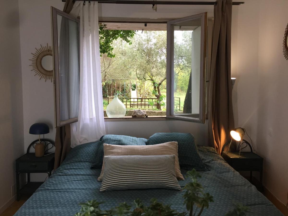 Вилла Domaine Sesquier Mas D'Exception Jasmin Мезе Экстерьер фото